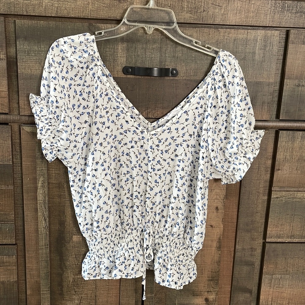 Short sleeve shirt